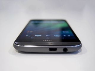 HTC One (M8) bottom bezel