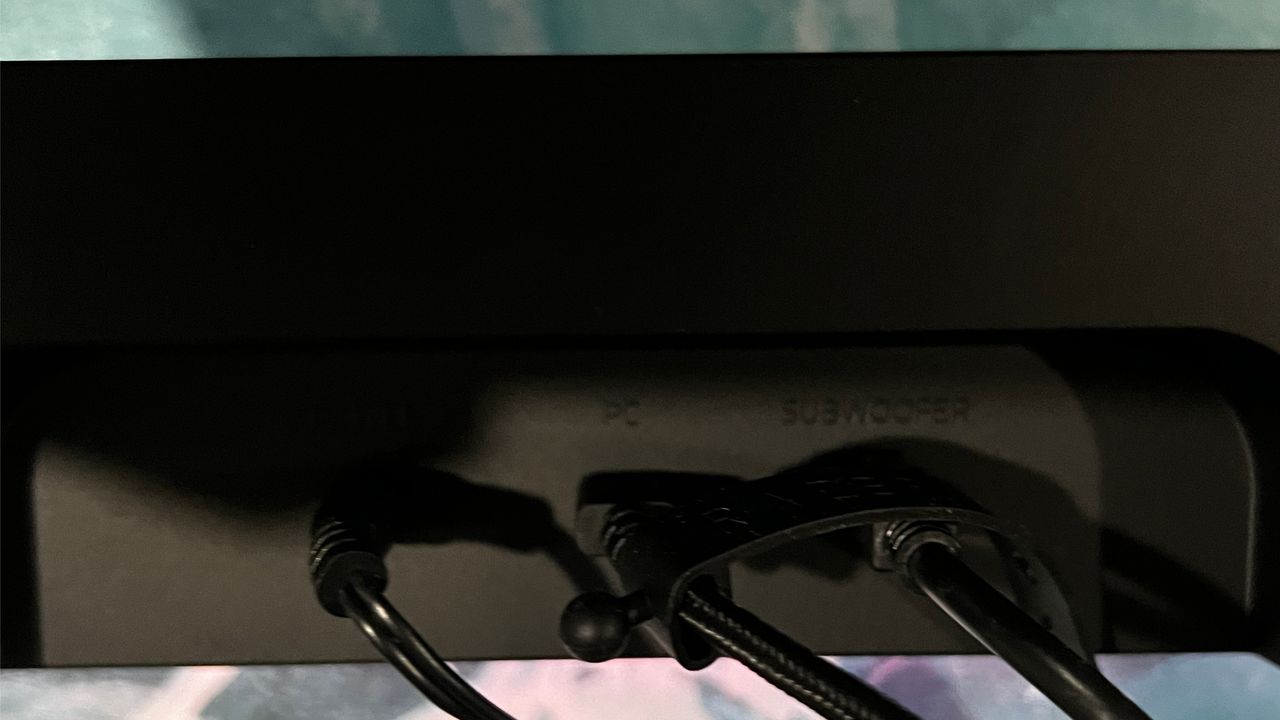 Razer Leviathan close ups.