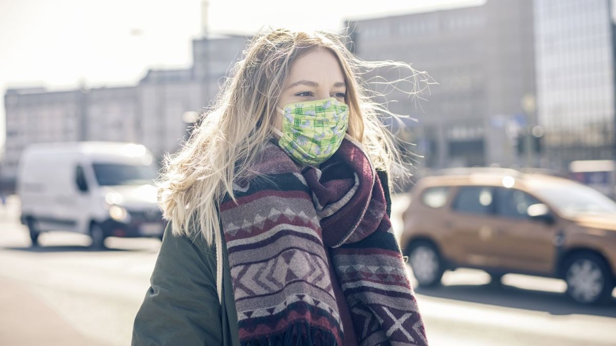 Face mask extenders are saving key workers&#039; ears - here&#039;s how you can make them at home