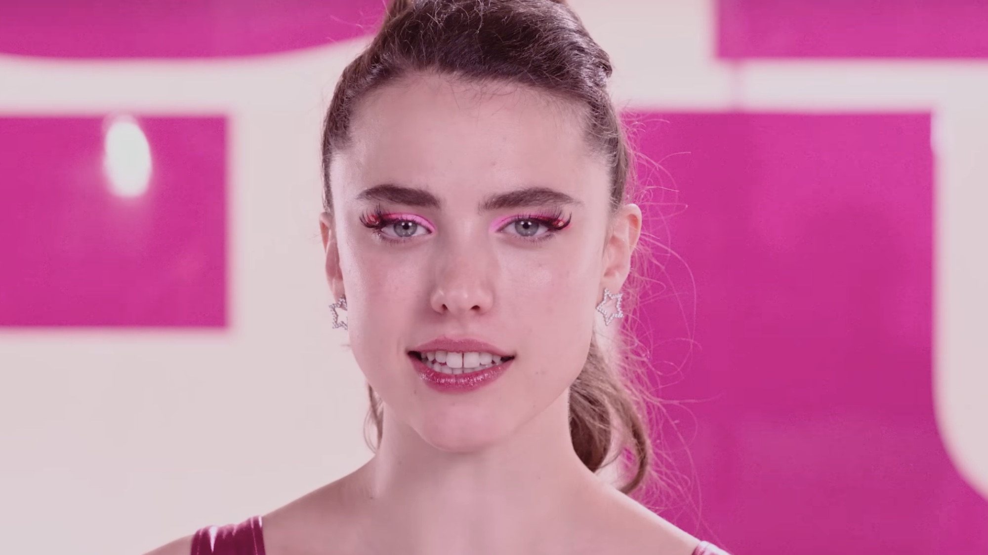 Margaret Qualley as Sue in her workout video for The Substance. 