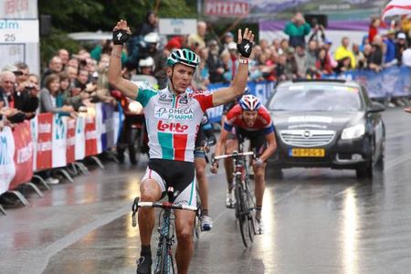 Philippe Gilbert celebrates his victory in La Gileppe.