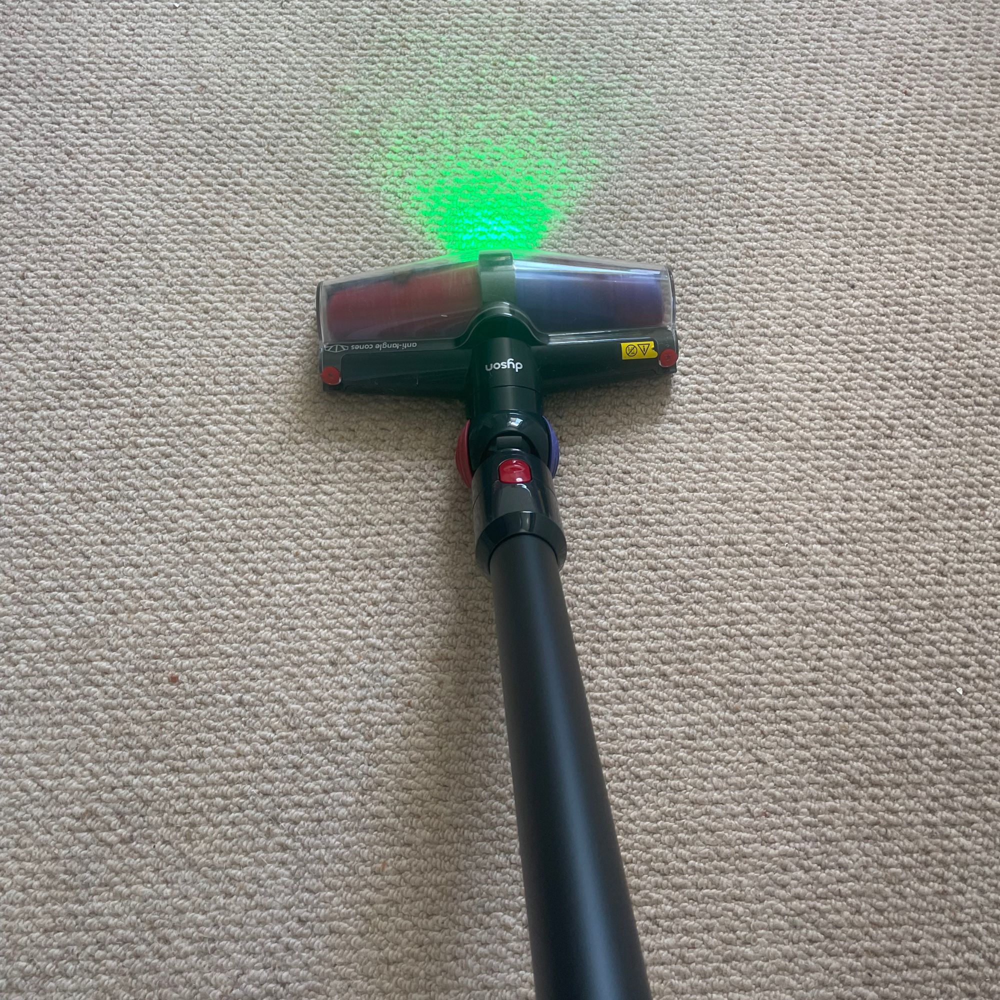 Using the Dyson V10 Konical on cream carpet