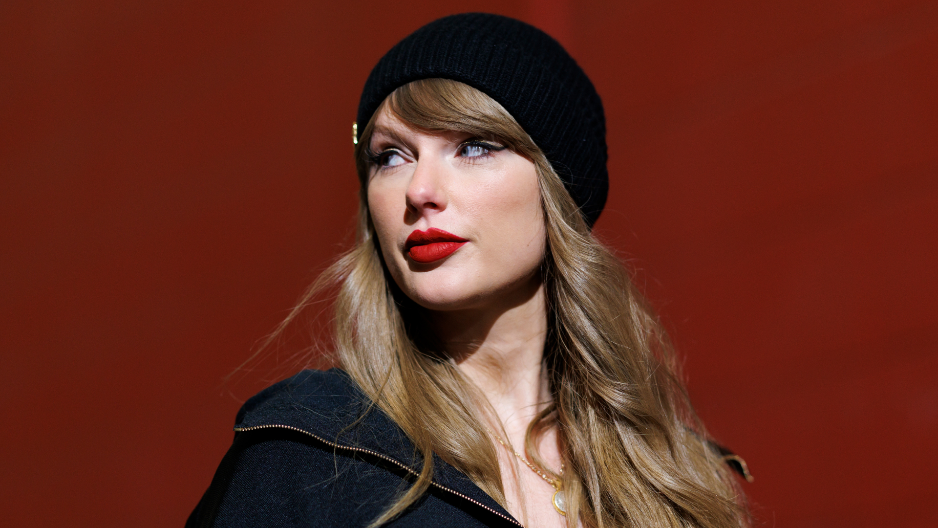 Taylor Swift attending a Chiefs Game