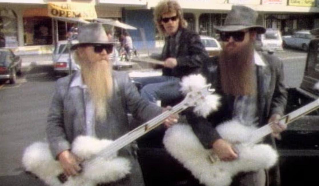 (from left) Dusty Hill, Frank Beard and Billy Gibbons in the music video for ZZ Top&#039;s Legs