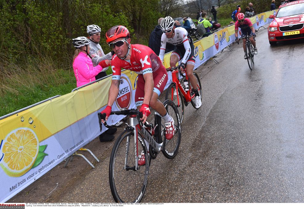 Joaquim Rodriguez (Katusha) crashed in Amstel Gold Race