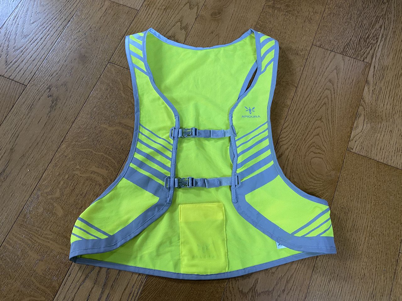 Strategic detailing front
