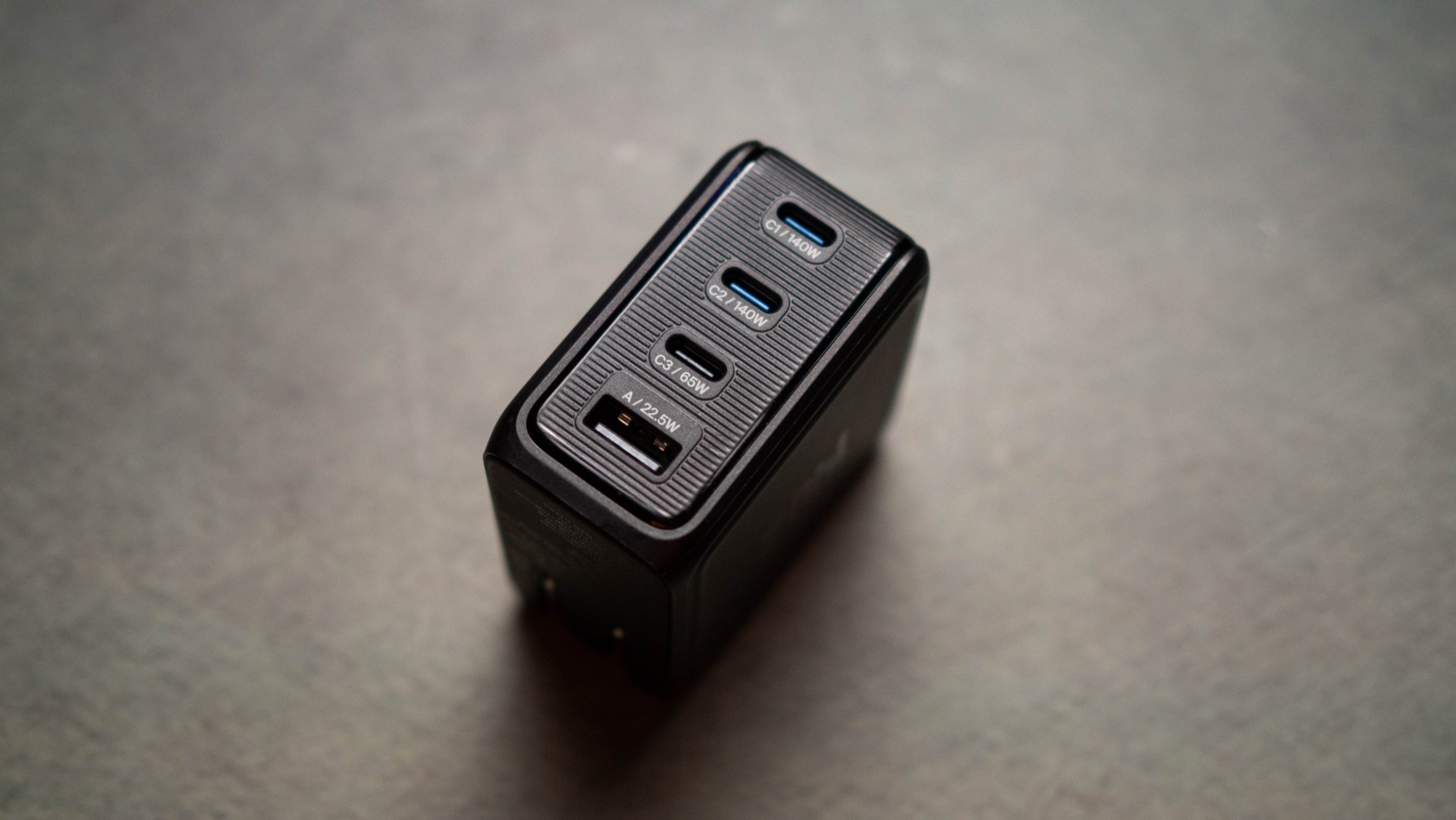 BMX GaNsta 140W GaN charger testing