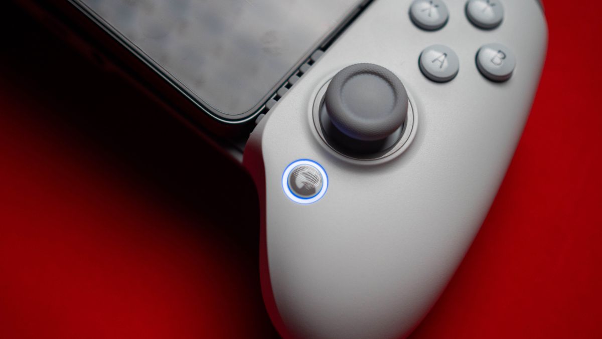 GameSir G8 Plus MFi mobile gaming controller review