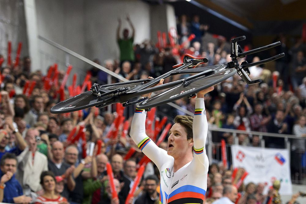 Gold medalist Stefan Kueng of Switzerland celebrates after winning the Men's Individual Pursuit at the Track Elite European Championships