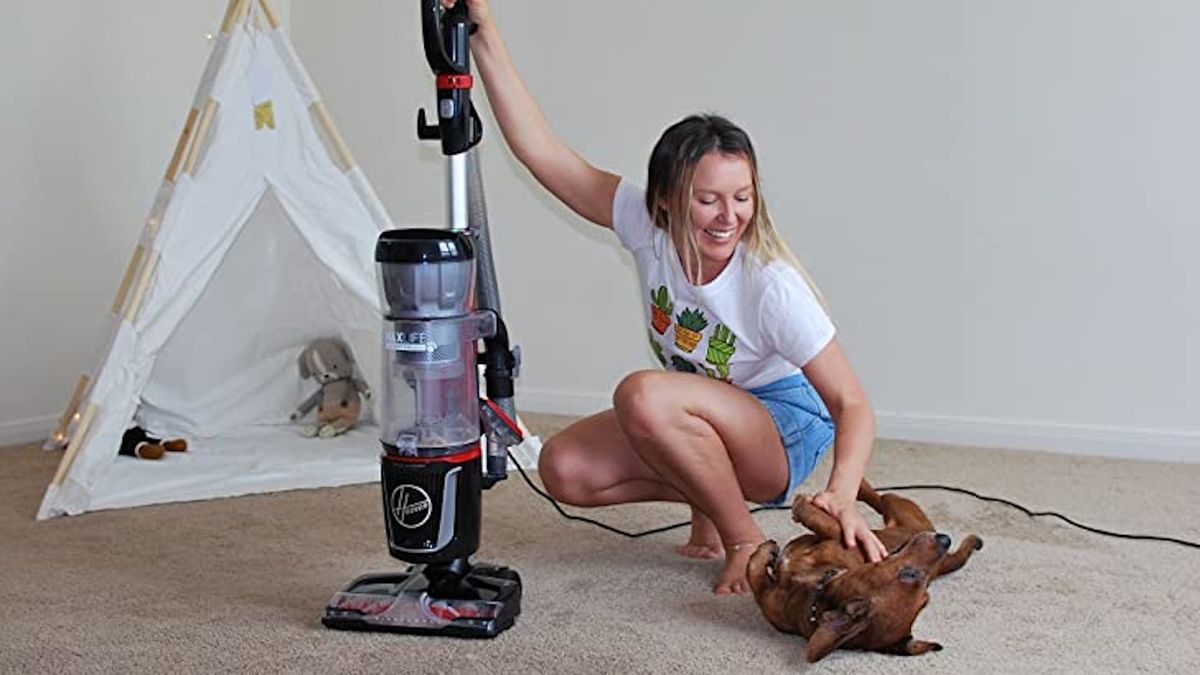 Amazon vacuum cleaner deal Save big on Hoover upright vacuums before