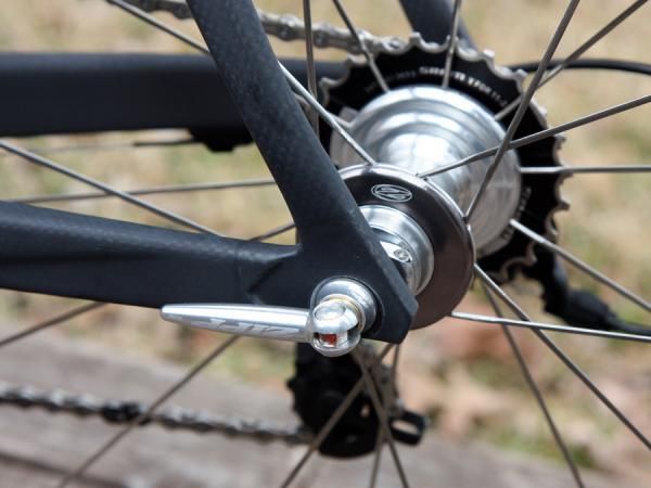 Crumpton's latest Corsa-M is built with carbon fiber dropouts.