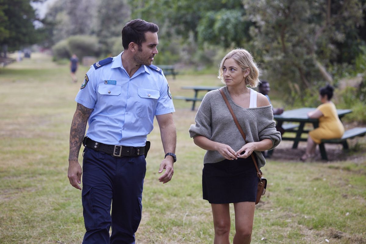 Home And Away Spoilers How Does Cash Newman Know Harper What To Watch 1111