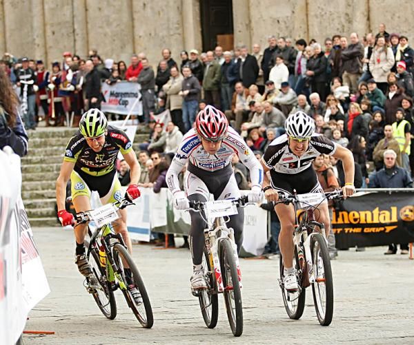 Rudi Van Houts, Martino Fruet, and Elia Silvestri