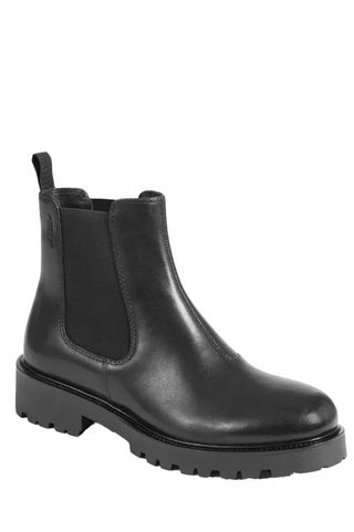 Kenova Lug Chelsea Boot