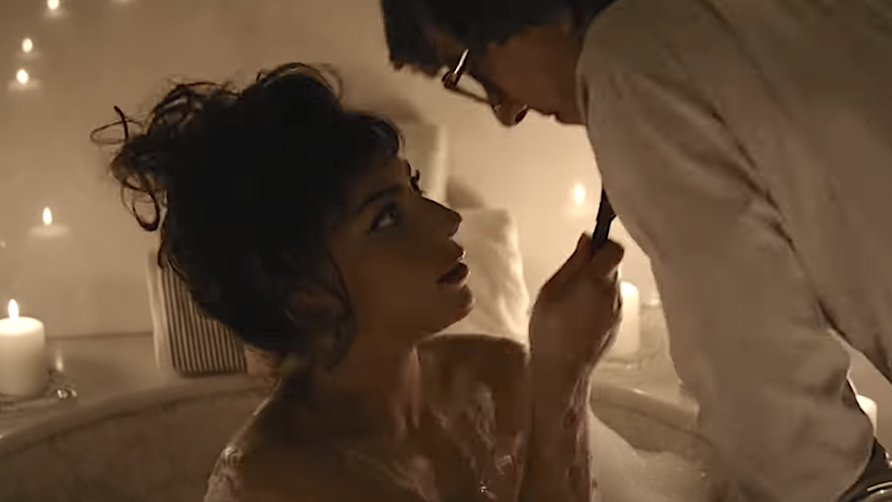 Sex scene in house of gucci video