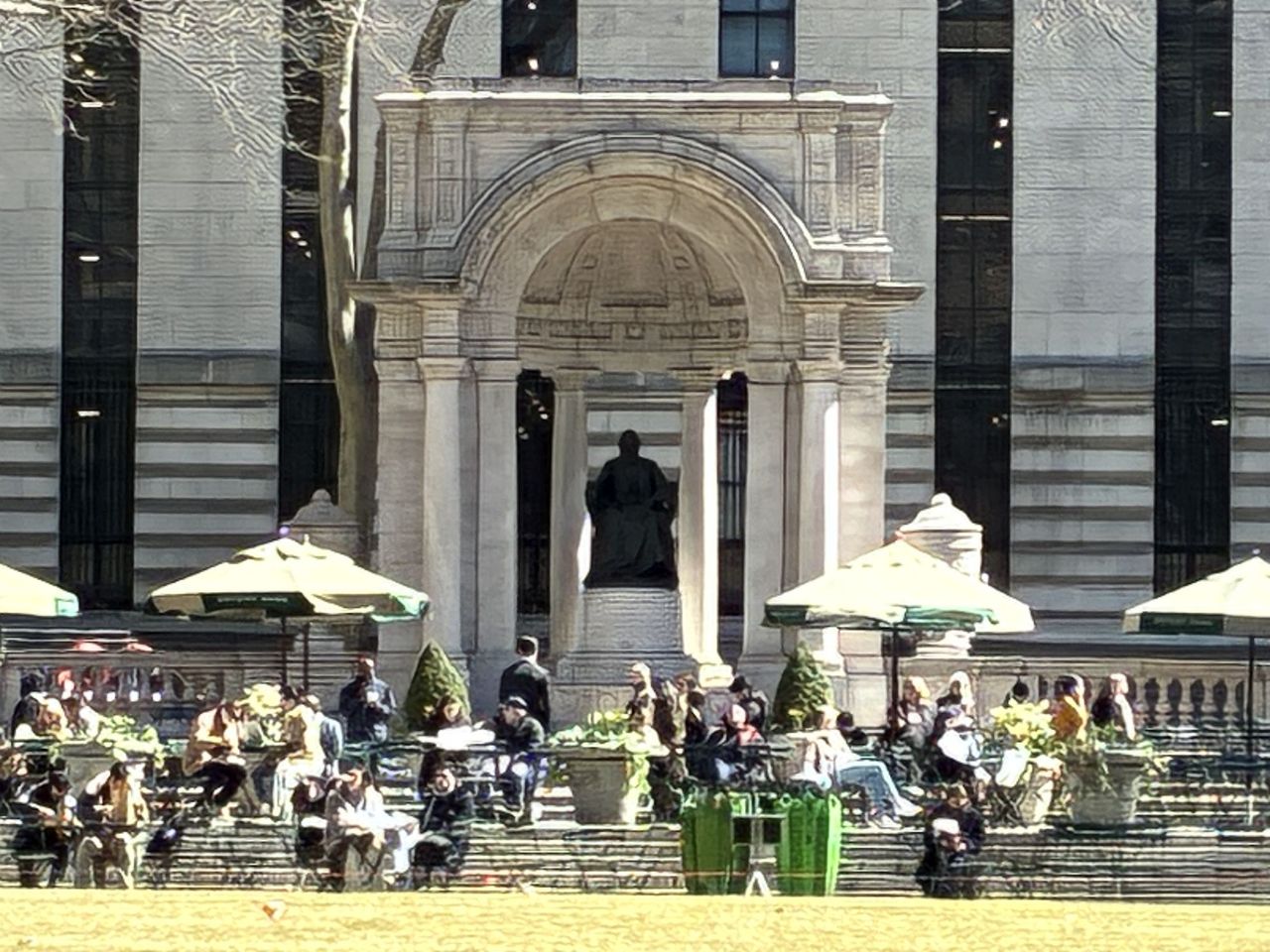 Apple iPhone 16e zoom sample.