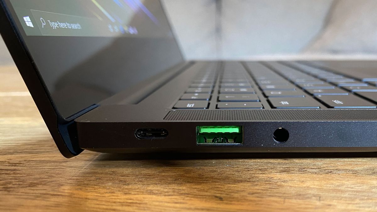 Razer Blade Stealth (Late 2020)