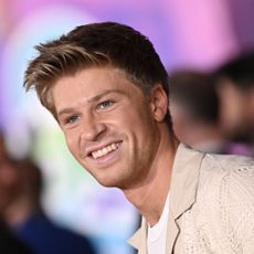 Robert Irwin attends the Premiere of Walt Disney Studios' "Zootopia 2" at El Capitan Theatre on November 13, 2025 in Los Angeles, California.