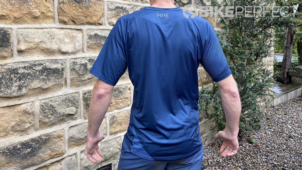 Gore C5 Trail jersey and shorts review