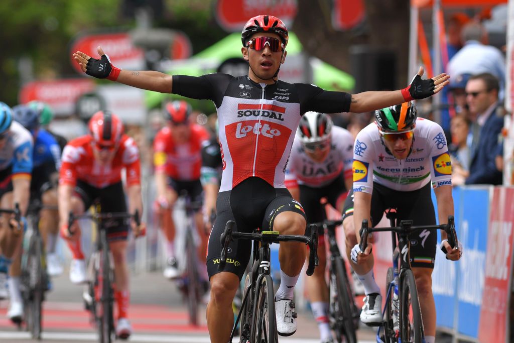 Lotto Soudal’s Caleb Ewan wins stage 4 of the 2020 Tour Down Under ahead of Irish road race champion Sam Bennett (Deceuninck-QuickStep). Both riders will be among the favourites for the sprinter-friendly 2020 Milano-Torino