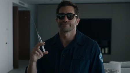 Jake Gyllenhaal in In the Grey