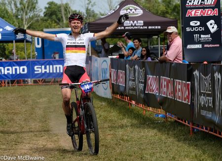 Markus Schulte-Lunzum (Focus) wins the Boston Rebellion with a massive last lap effort