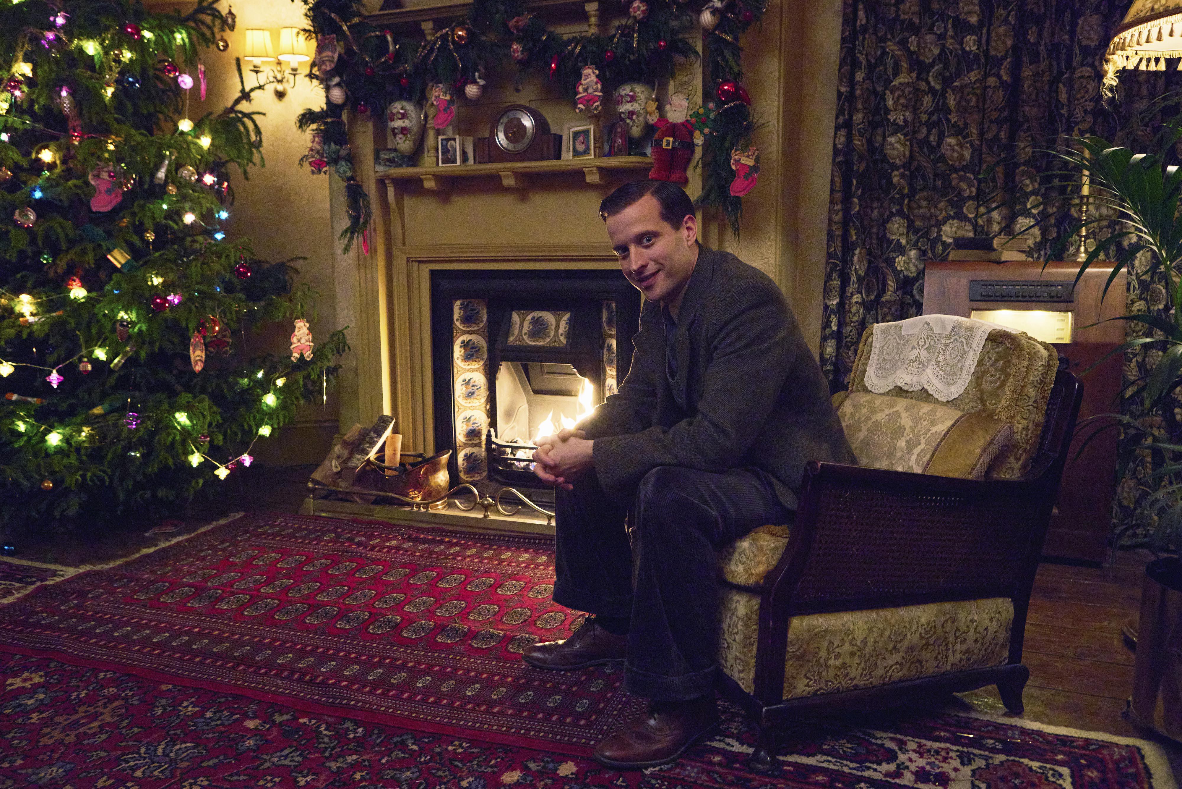 TV tonight - Newly engaged James has divided loyalties.