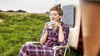 best hot drinks for camping: nice smell