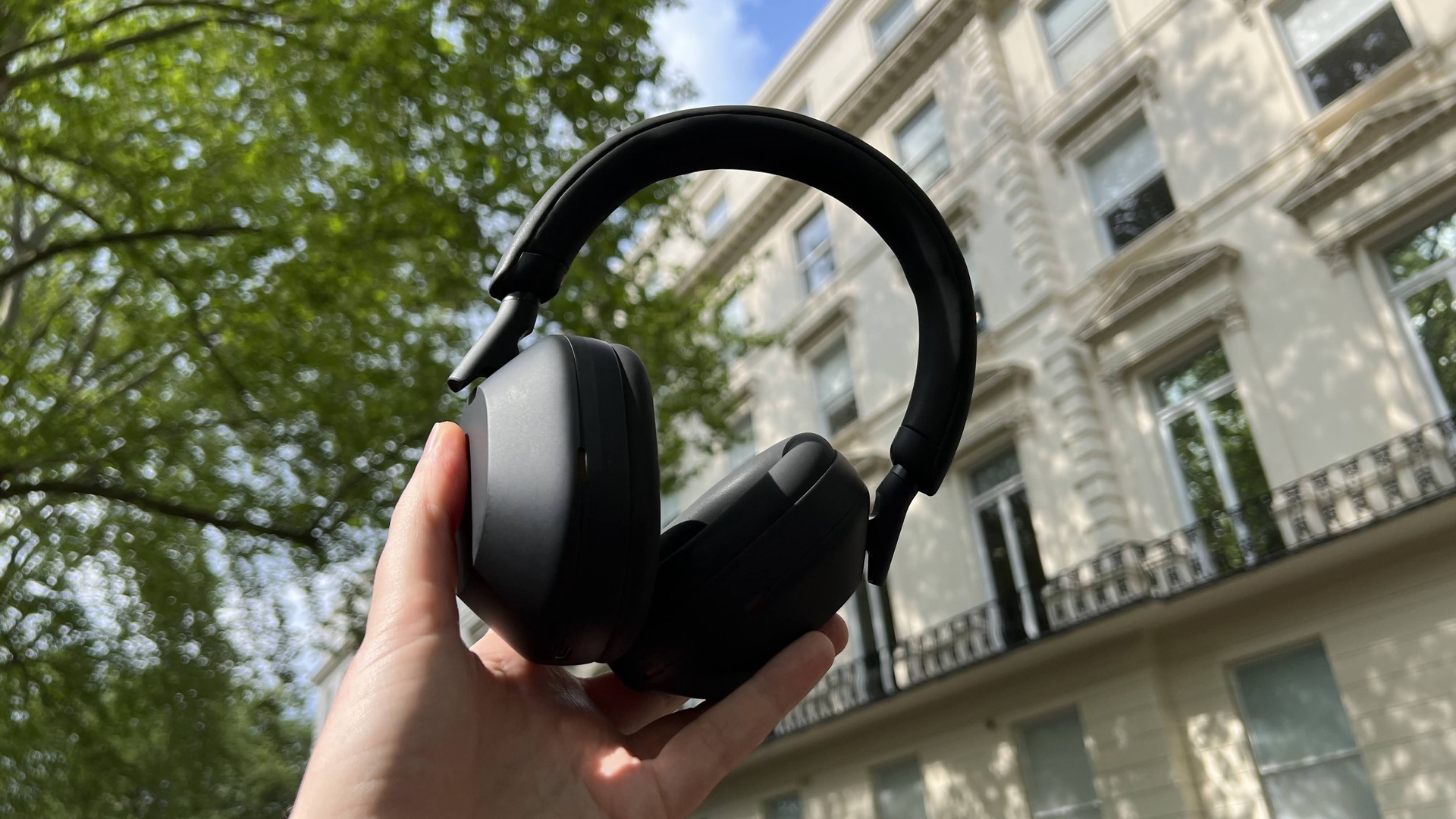 Sony WH-1000XM5 noise canceling headphones