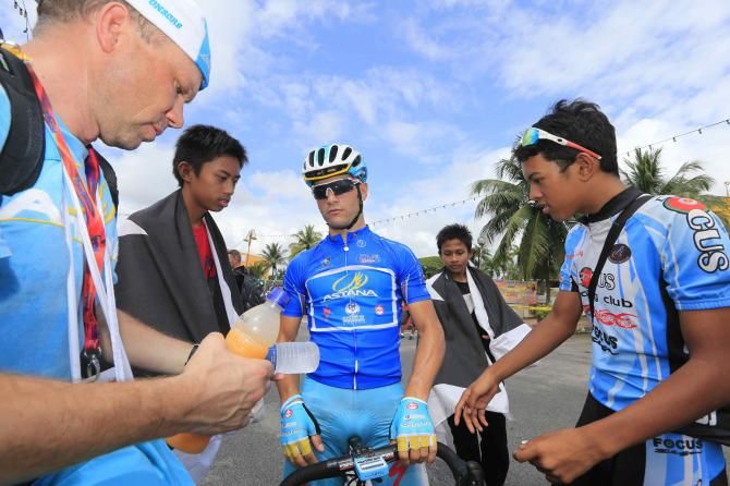Andrea Guardini (Astana) was not having a pleasant day after being hit with food poisoning