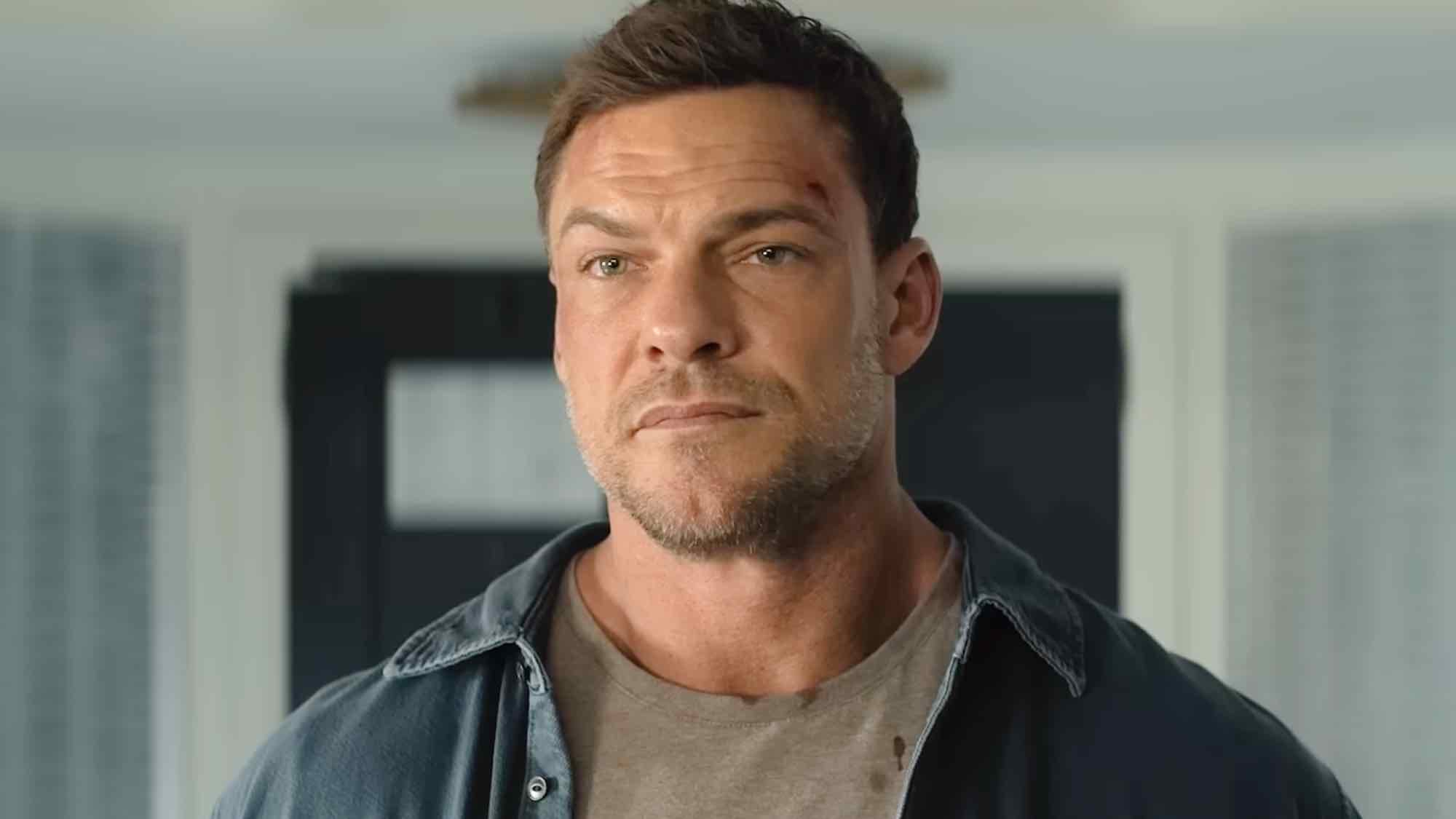 Alan Ritchson in Reacher season 4