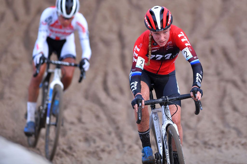 ZONHOVEN BELGIUM DECEMBER 08 Annemarie Worst of The Netherlands and Team 777 during the 24th Superprestige Zonhoven 2019 Women Elite superprestige zonhoven TelenetSuperprestige on December 08 2019 in Zonhoven Belgium Photo by Luc ClaessenGetty Images