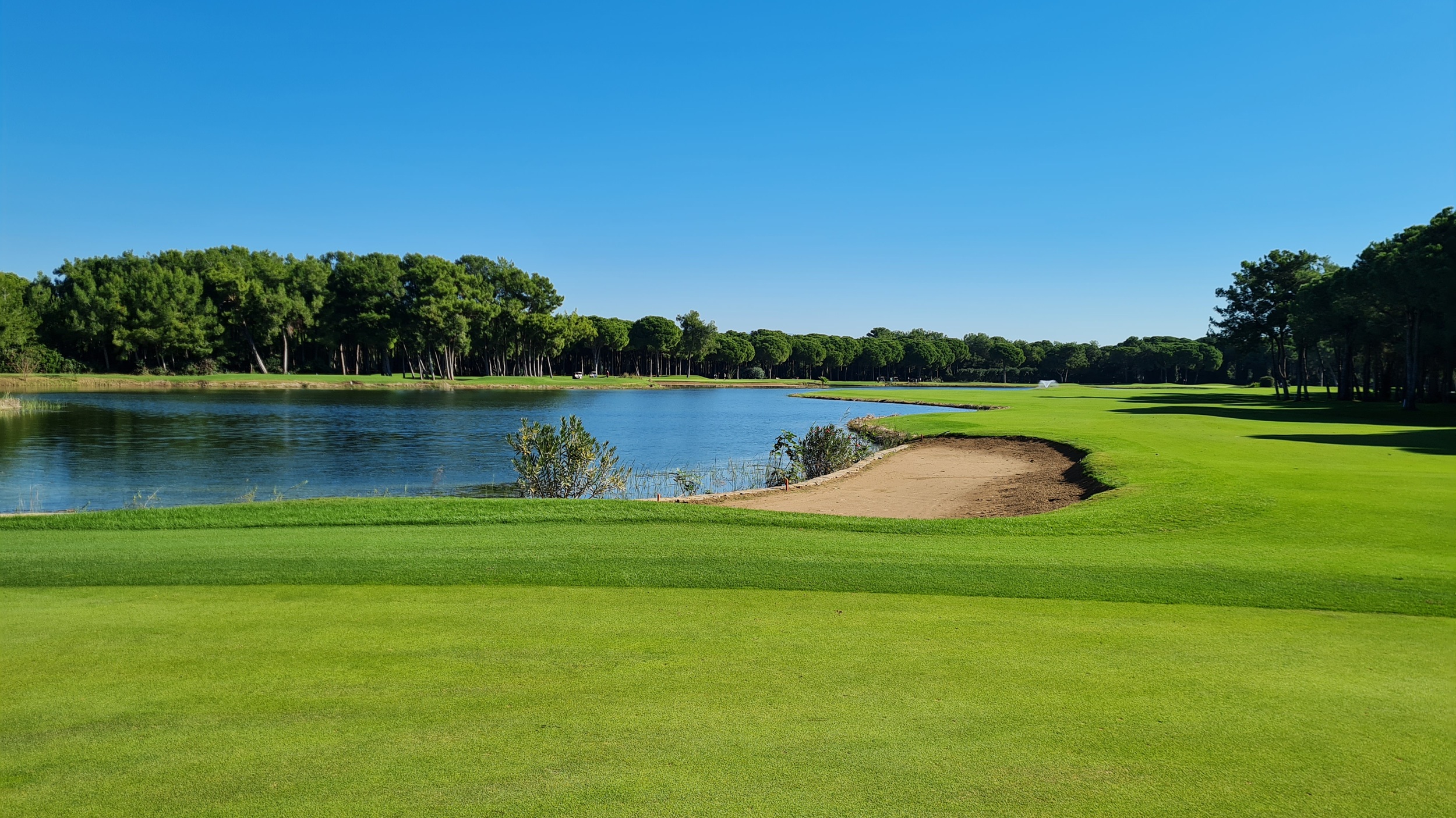 It's a tough approach to the 8th on the Old Course at Gloria Golf Club in Belek, Turkiye