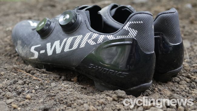 gravel bike clipless shoes