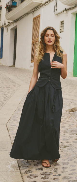 Black box pleated midi skirt