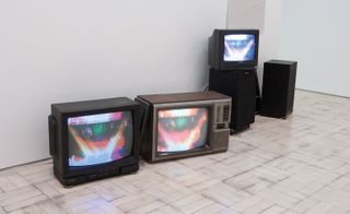 Television set