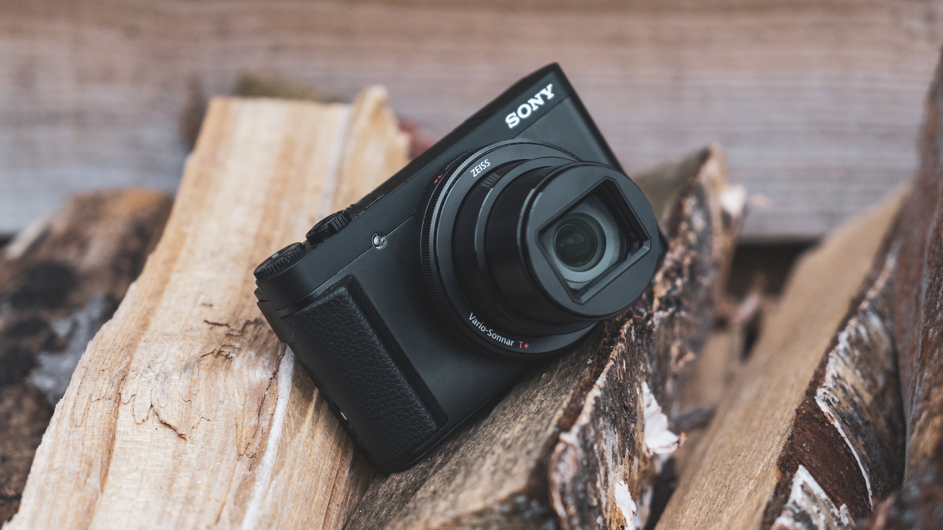 SONY Cyber−Shot HX DSC-HX99