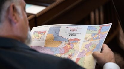 Texas lawmaker looks at new Republican congressional map