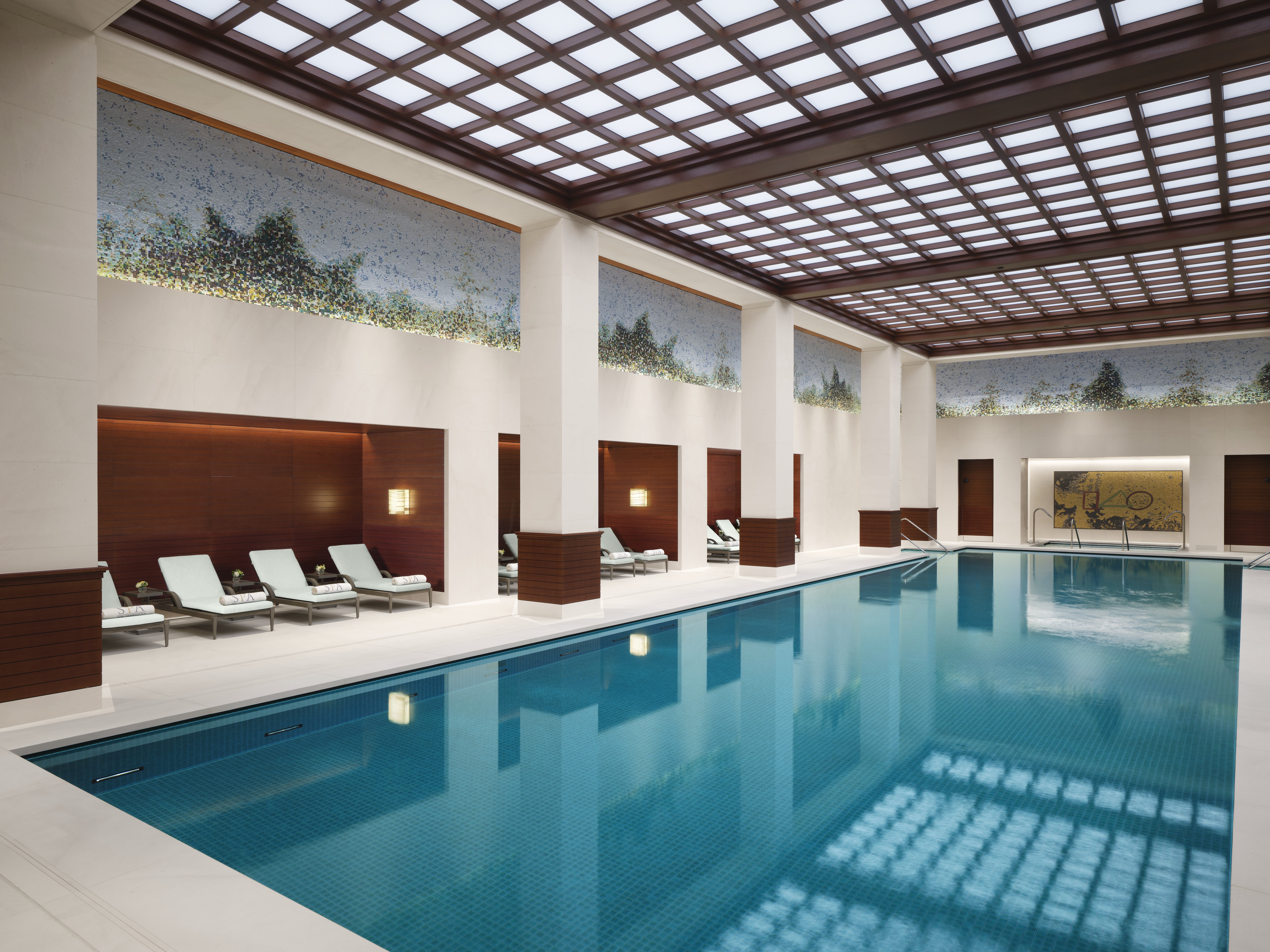 The Peninsula London swimming pool