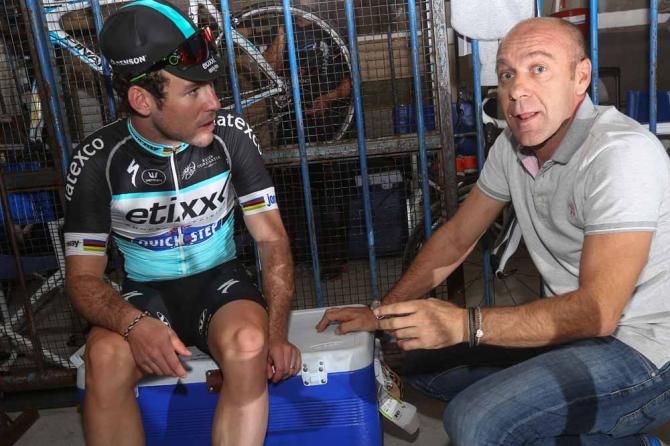 Mark Cavendish takes time out with race organiser and former rider Giovanni Lombardi