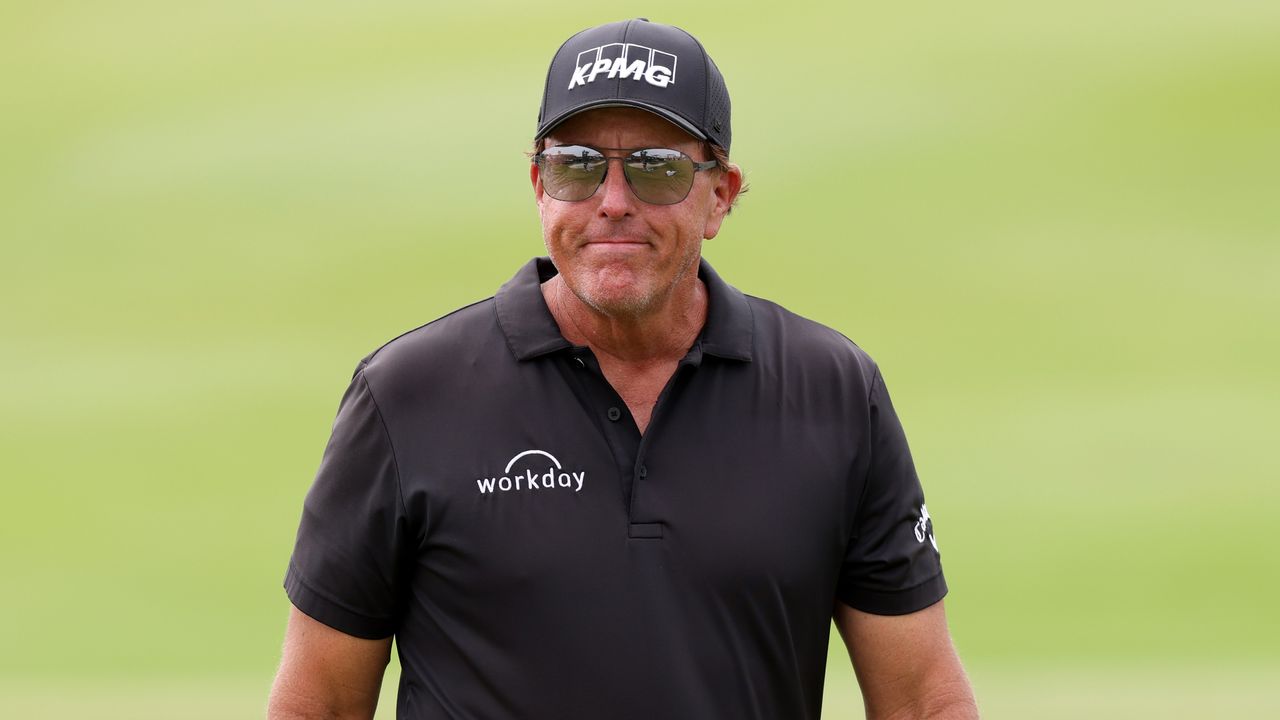 Phil Mickelson on day two of the 2022 Saudi International