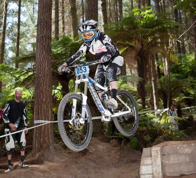 Amy Laird wins the New Zealand downhill national championships