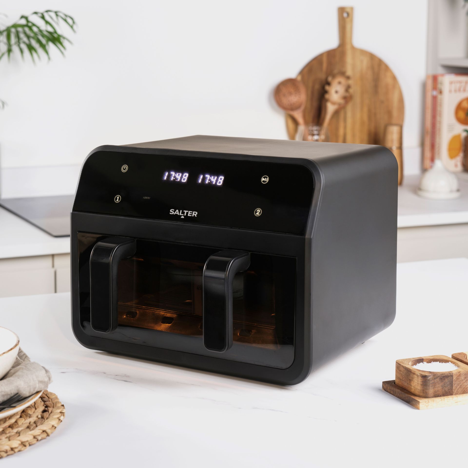 Could the new Salter Dual Air Fryer rival the Ninja FlexDrawer? Ideal