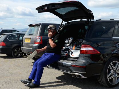 Darren Clarke takes the car boot option