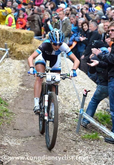 Jolanda Neff (Giant Pro Xc Team) took the early lead