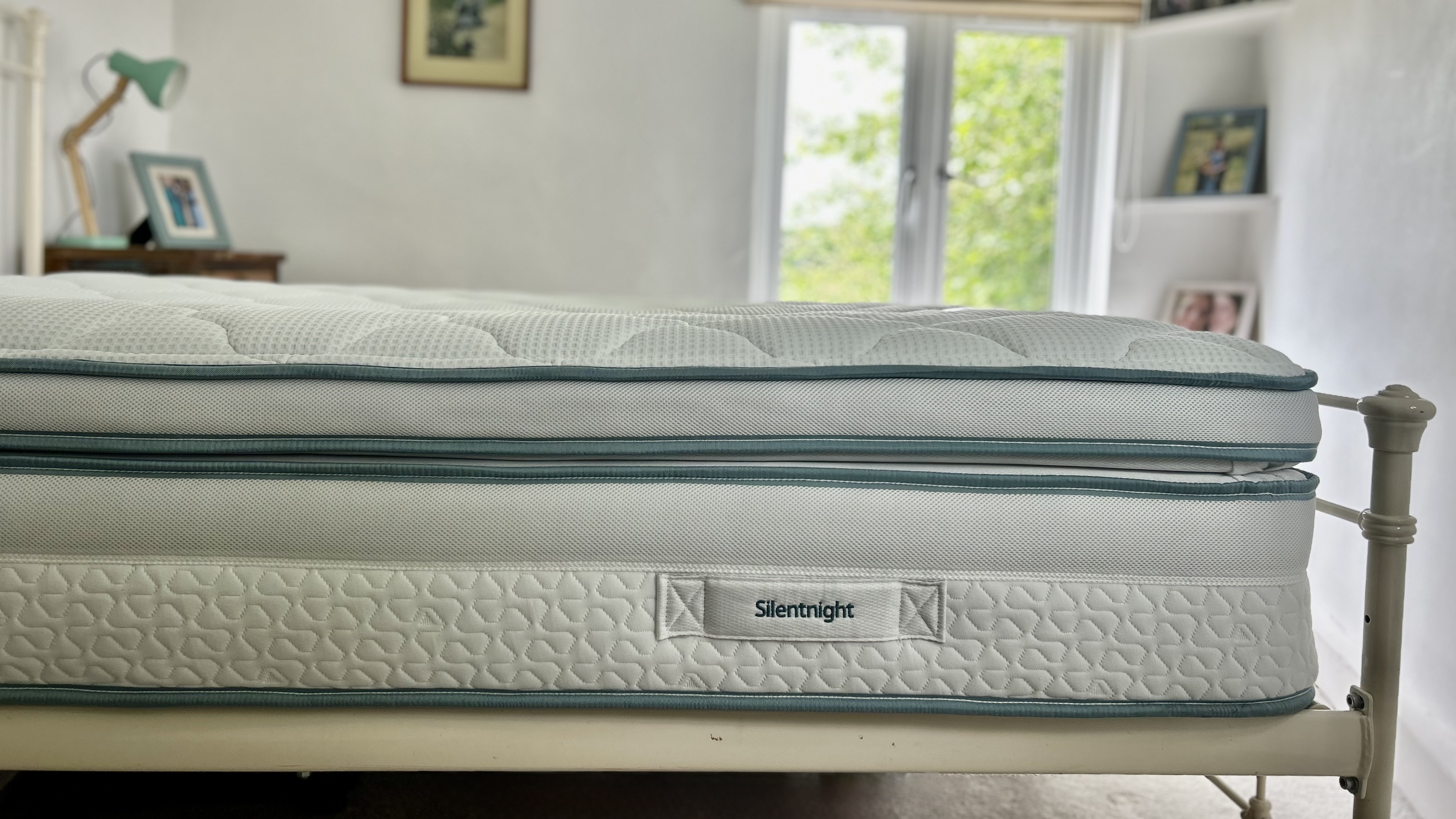 Silentnight UltraGel Cool-to-touch 3000 Mattress