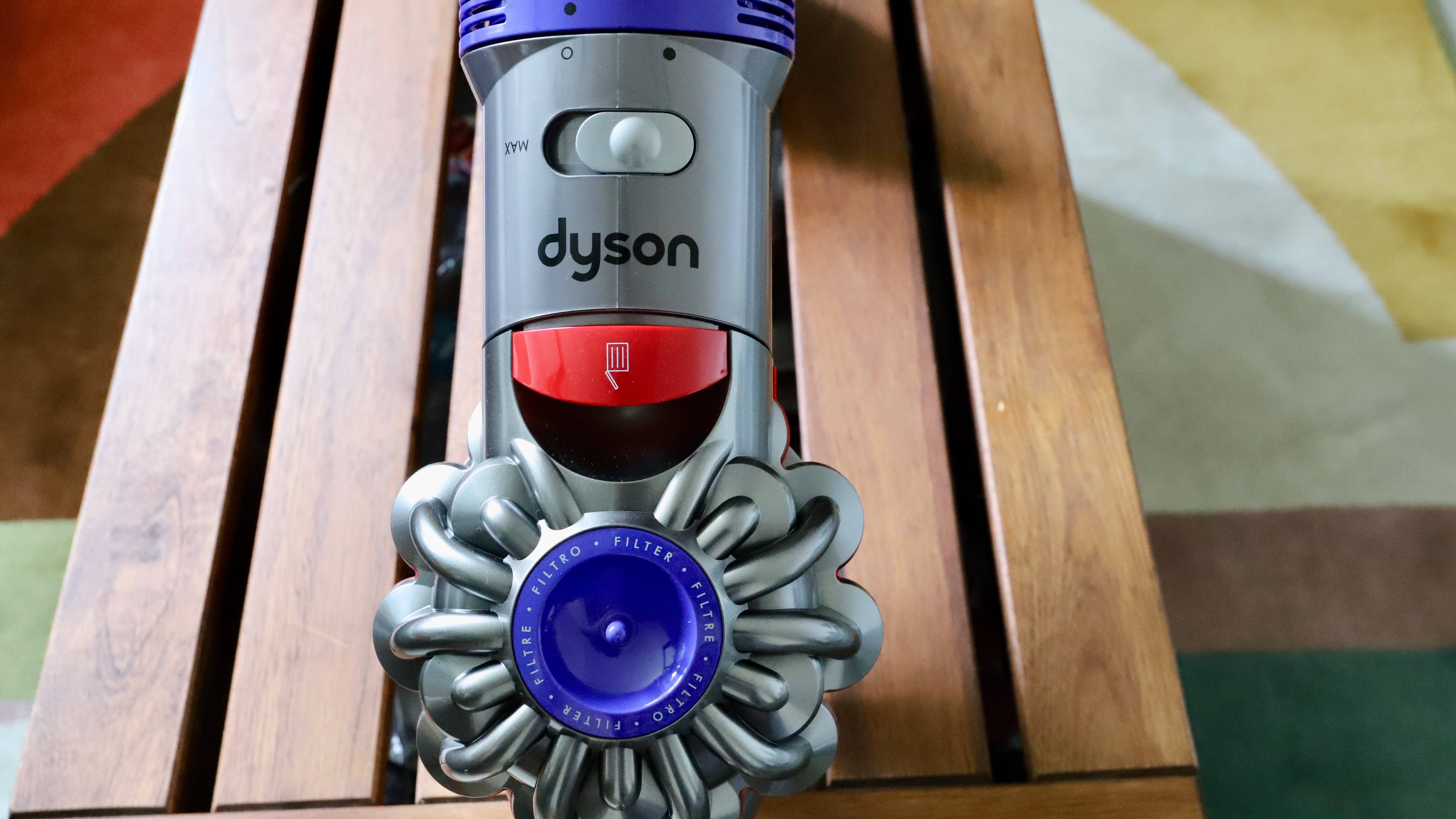 dyson-v7