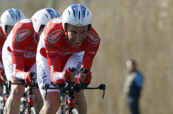 Defending Tirreno-Adriatico champion Stefano Garzelli pulls his Acqua &amp; Sapone team to 12th.