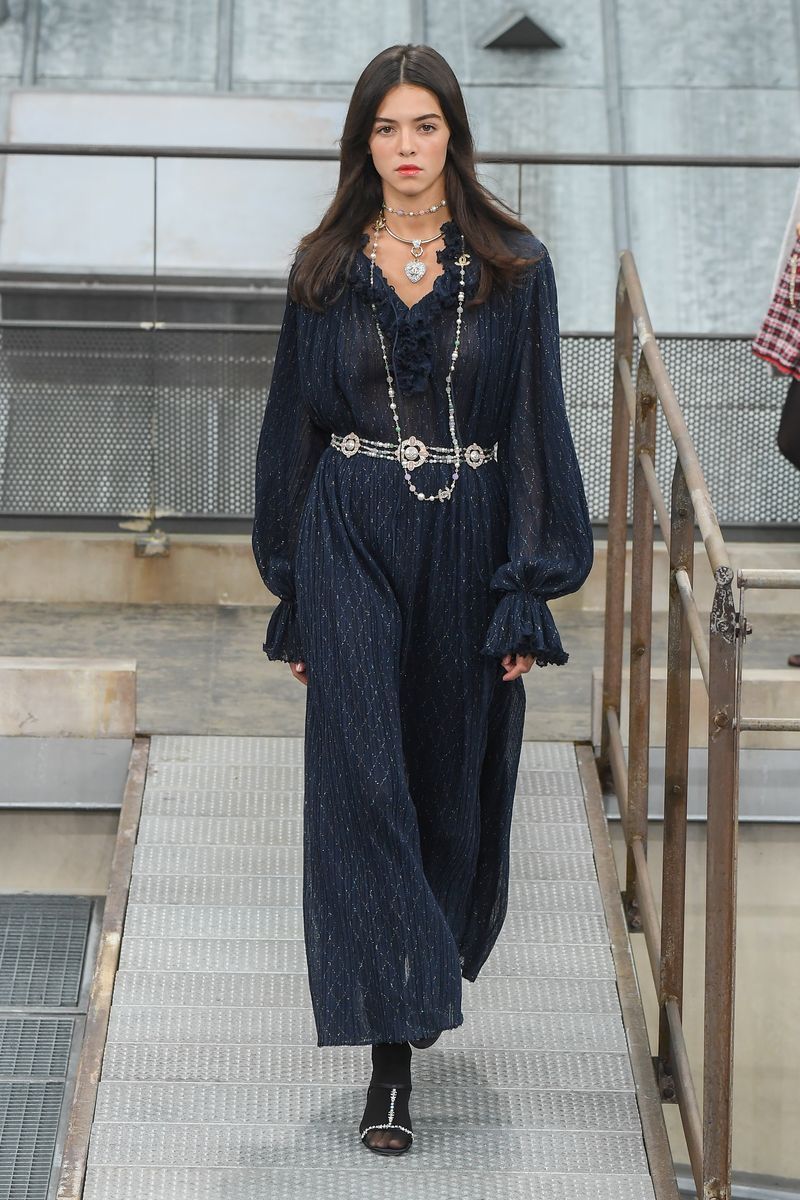 Clothing, Street fashion, Fashion, Dress, Outerwear, Footwear, Fashion model, Fashion design, Neck, Haute couture,