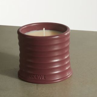 dark red pot candle